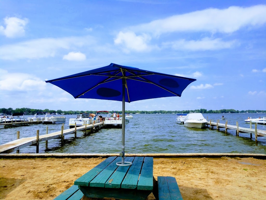 Sandbar Bar & Grille | restaurant | 40870 N Douglas Ave, Antioch, IL 60002, USA | 8473958990 OR +1 847-395-8990