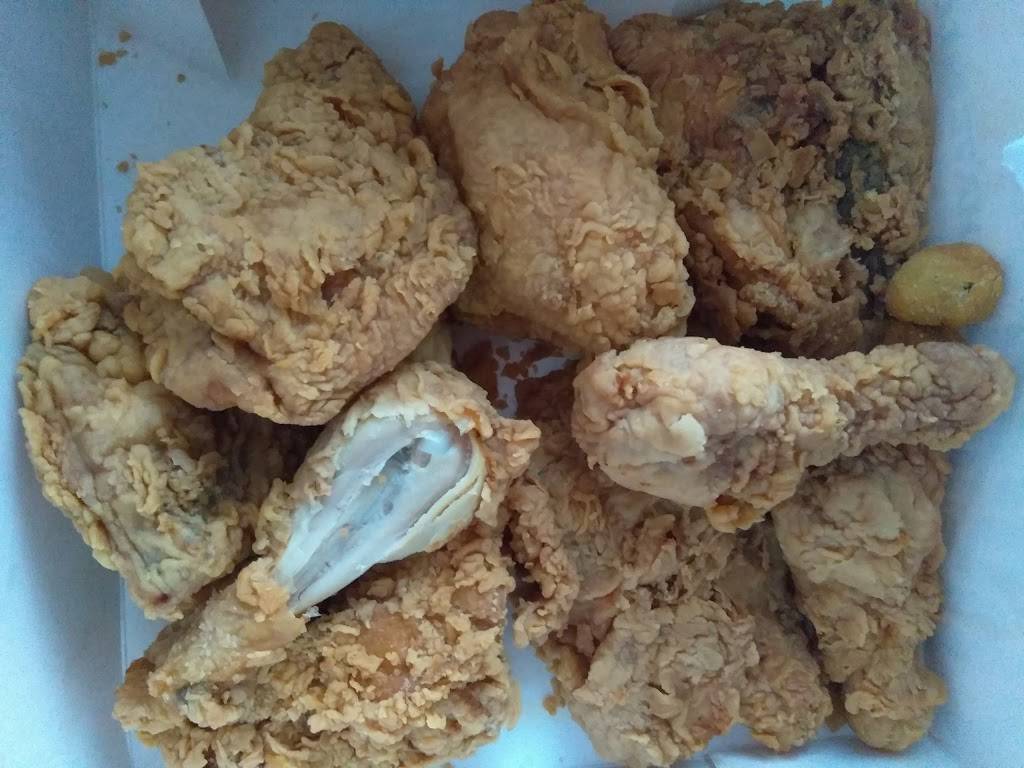 Churchs Chicken | restaurant | 11910 Perrin Beitel Rd, San Antonio, TX 78217, USA | 2106532510 OR +1 210-653-2510