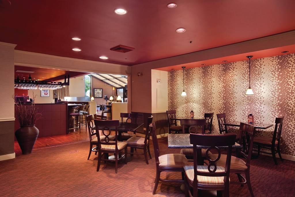 Whitneys | restaurant | 9333 S Cicero Ave, Oak Lawn, IL 60453, USA | 7082298888 OR +1 708-229-8888