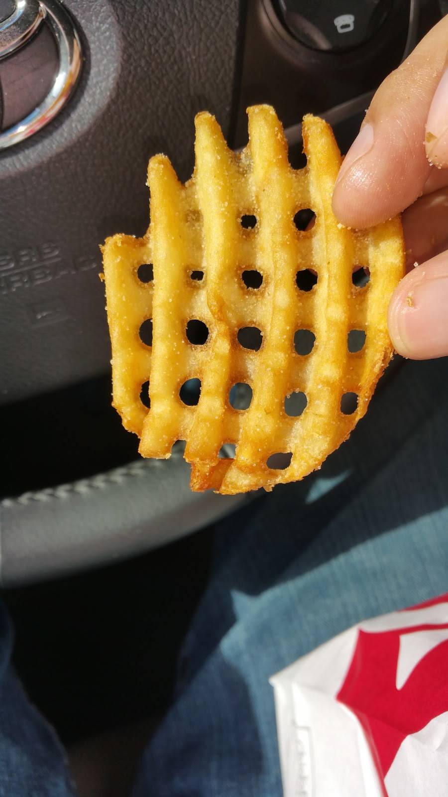 Chick-fil-A | restaurant | 1401 Maryland Ave NE, Washington, DC 20002, USA | 2023883500 OR +1 202-388-3500