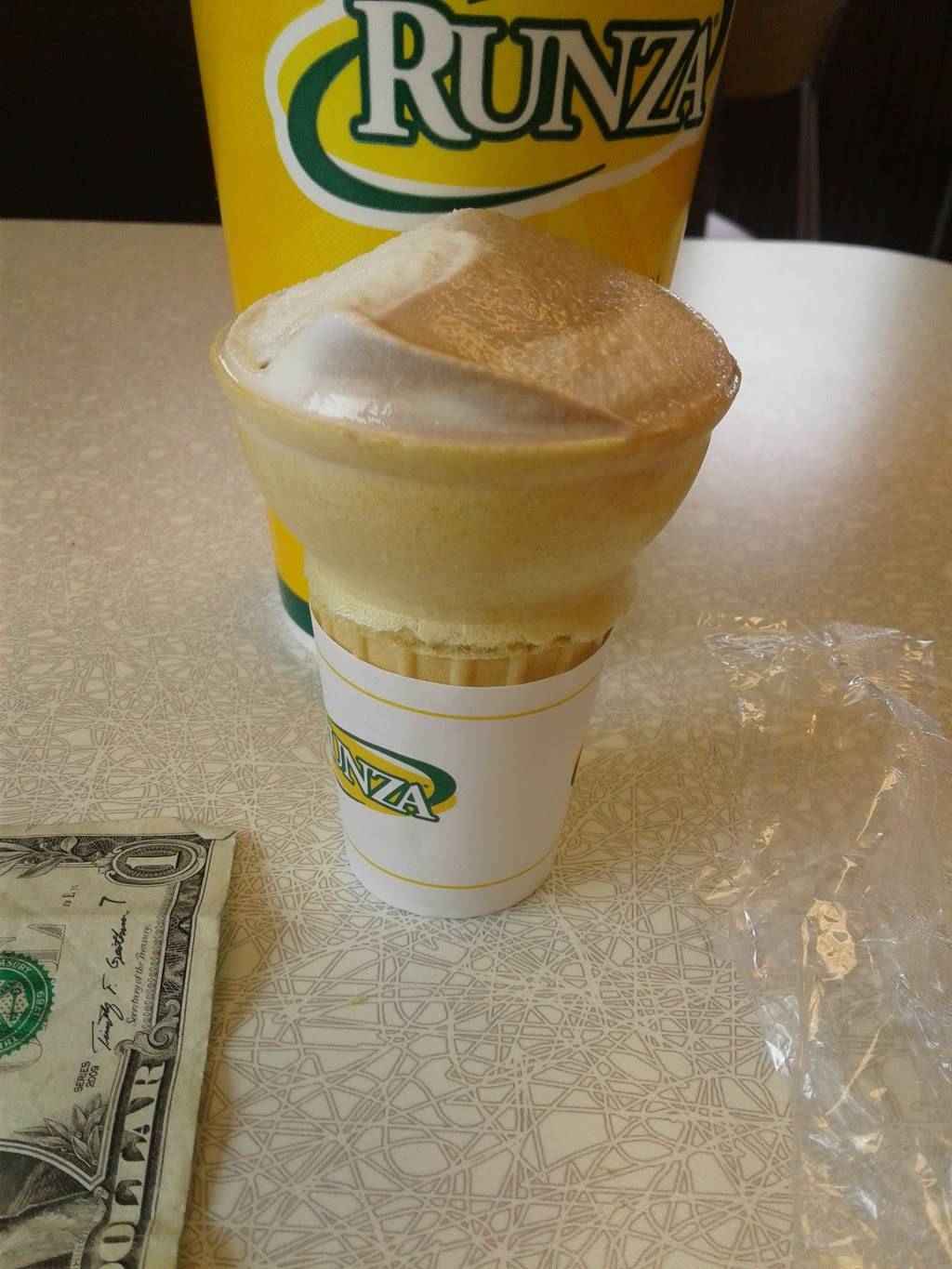 Runza Restaurant | restaurant | 10505 Pacific St, Omaha, NE 68114, USA | 4025066851 OR +1 402-506-6851