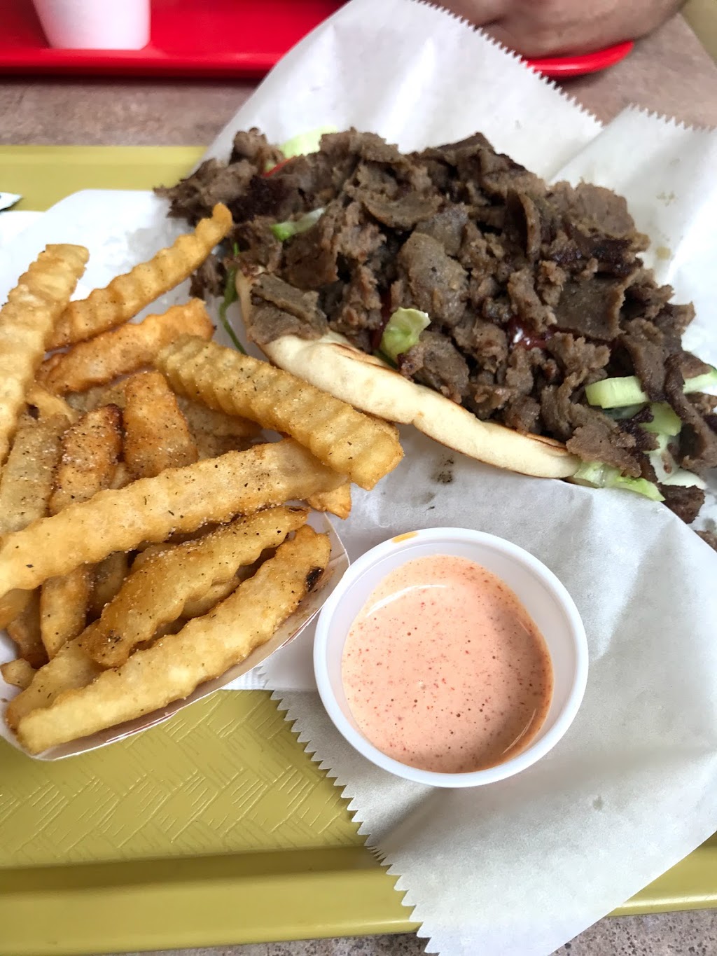 Sams Gyros | restaurant | 4400 Sergeant Rd #206, Sioux City, IA 51106, USA | 7126353127 OR +1 712-635-3127