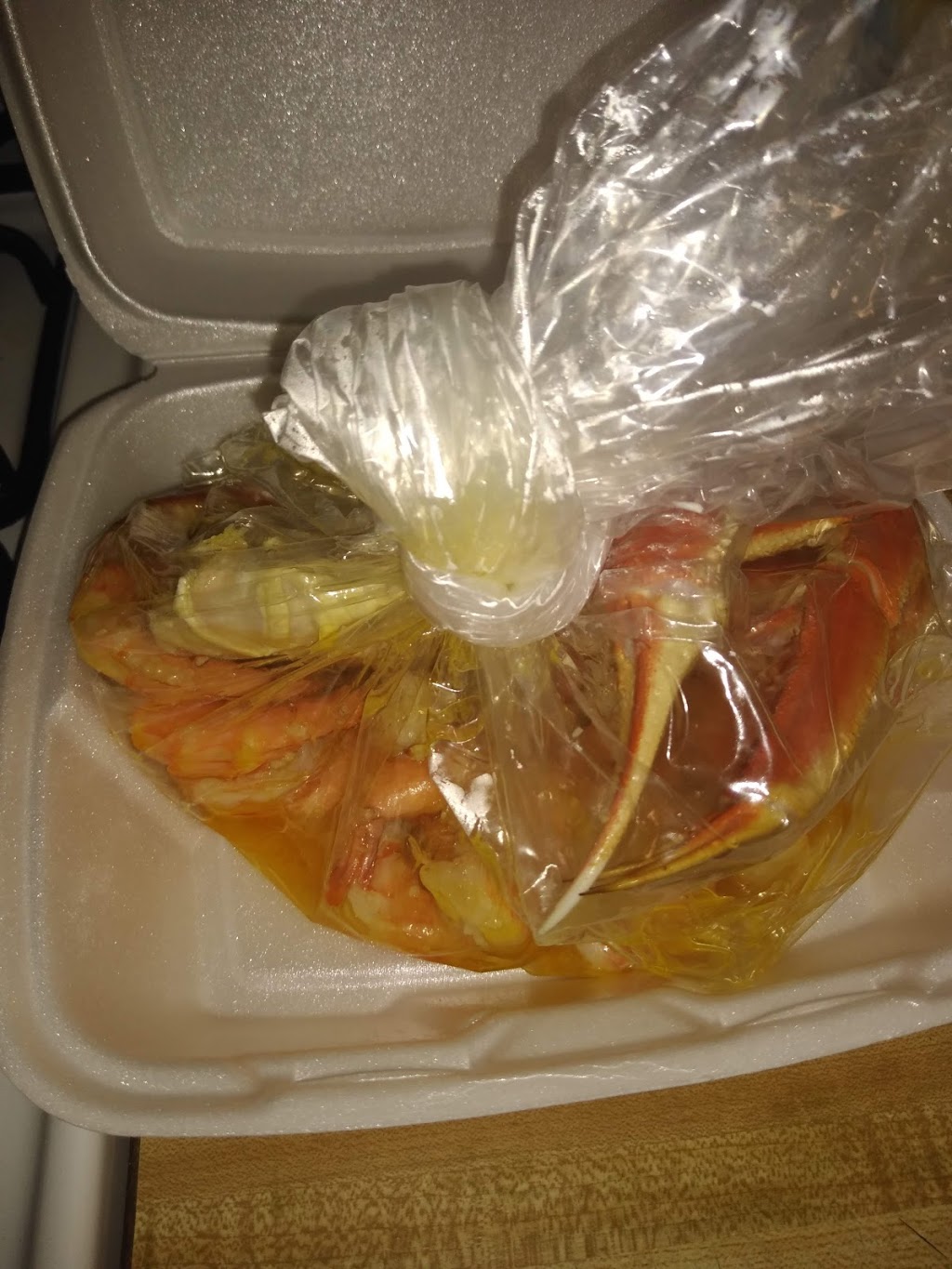 Shaking seafood | restaurant | 243 S 10th St, Philadelphia, PA 19107, USA | 2154139100 OR +1 215-413-9100