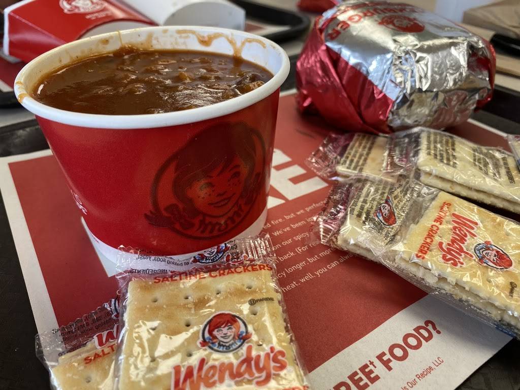 Wendys | restaurant | 3900 LA-782-2, Bossier City, LA 71112, USA | 3187467840 OR +1 318-746-7840