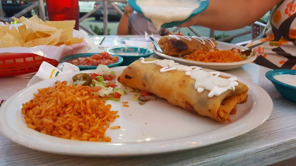 Chuys | restaurant | 6688 S Semoran Blvd, Orlando, FL 32822, USA | 4077571024 OR +1 407-757-1024