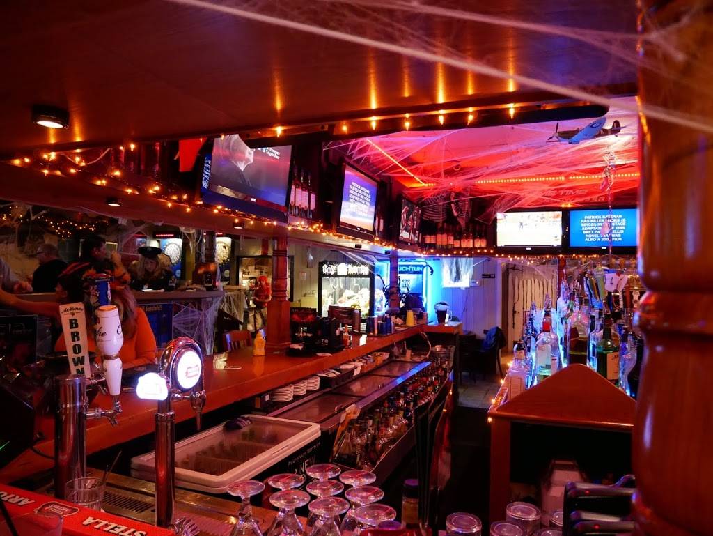 Cricketers British Pub & Restaurant Dunedin | restaurant | 2634 Bayshore Blvd, Dunedin, FL 34698, USA | 7277361322 OR +1 727-736-1322