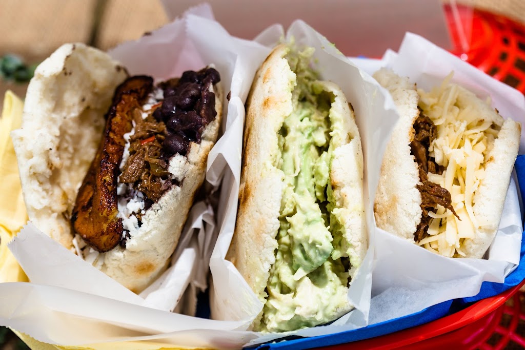 Manzis Venezuelan Cuisine | restaurant | 681 Leavesley Rd, Gilroy, CA 95020, USA | 4086502276 OR +1 408-650-2276