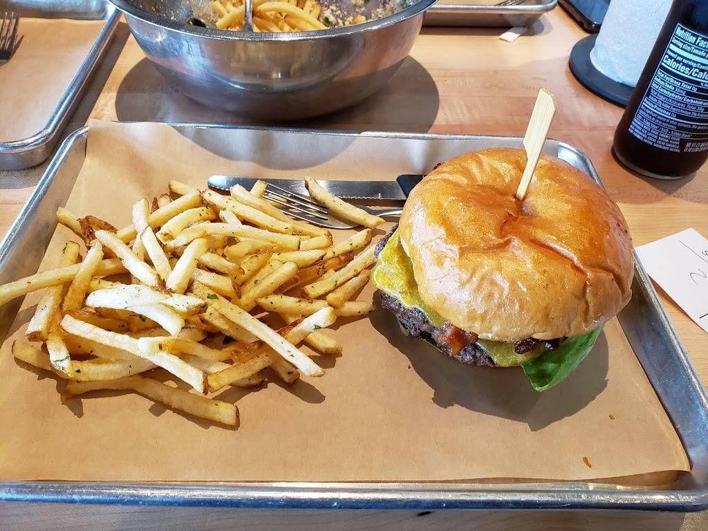Hopdoddy Burger Bar | restaurant | 1125 NW 63rd St Suite A, Nichols Hills, OK 73116, USA | 4058423000 OR +1 405-842-3000