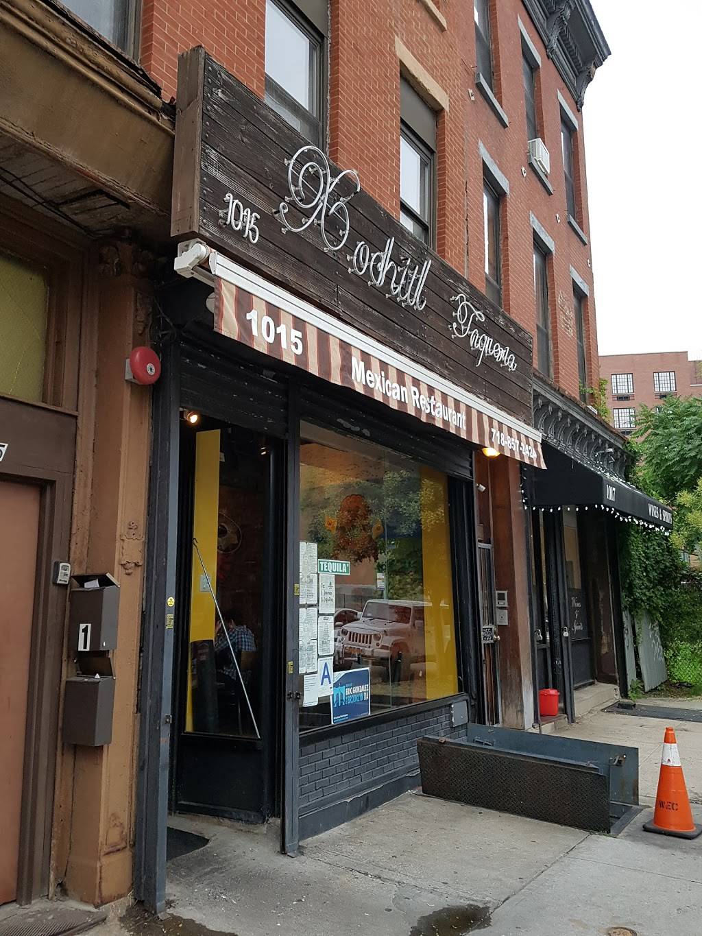 Xochitl Taqueria | restaurant | 1015 Fulton St, Brooklyn, NY 11238, USA | 7188572424 OR +1 718-857-2424