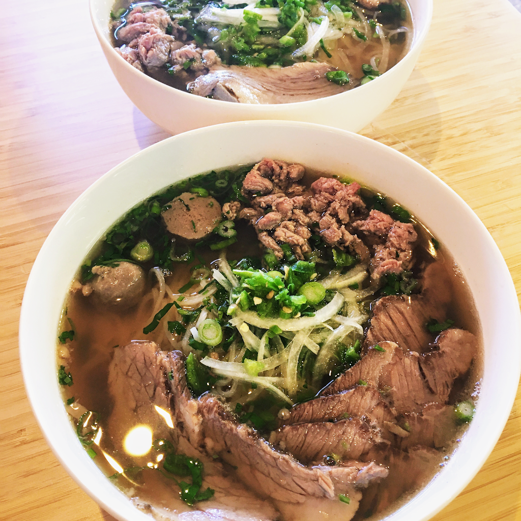 Slo Pho Sho | restaurant | 588 California Blvd, San Luis Obispo, CA 93405, USA | 8053327014 OR +1 805-332-7014