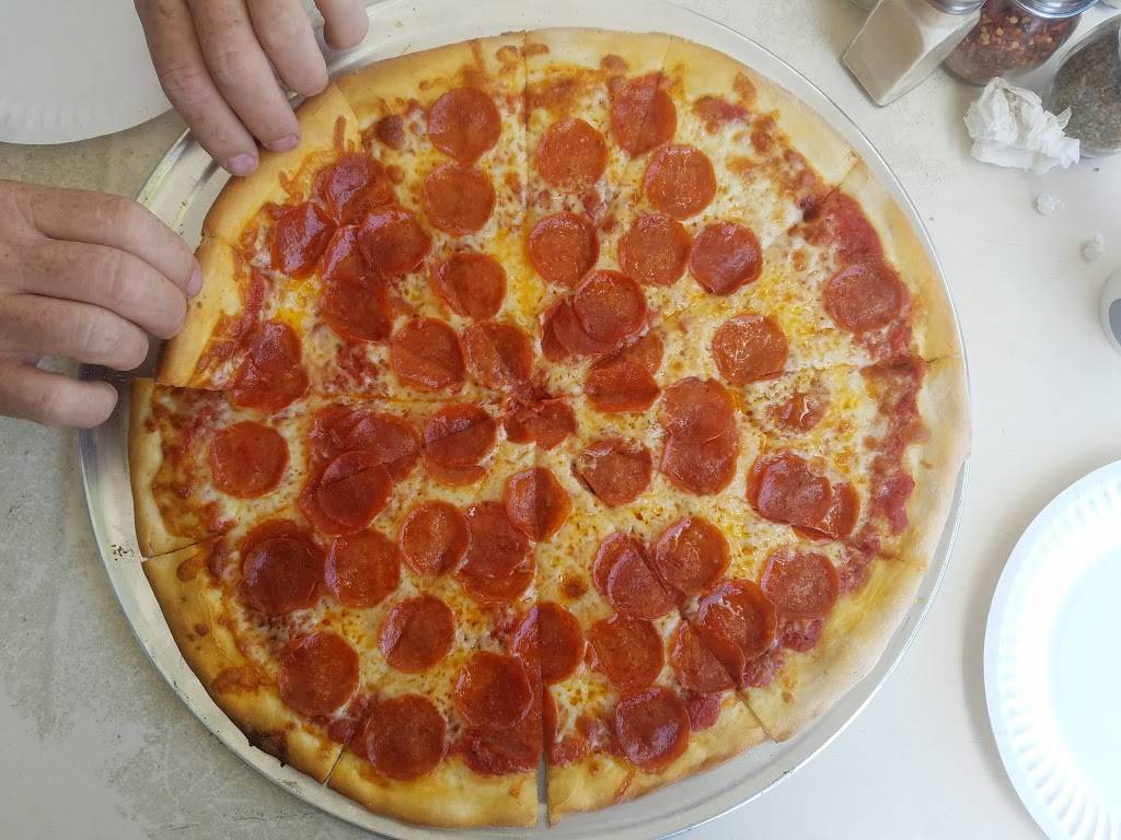 Pedones Pizza & Deli | restaurant | 1819 S Catalina Ave, Redondo Beach, CA 90277, USA | 3103736397 OR +1 310-373-6397