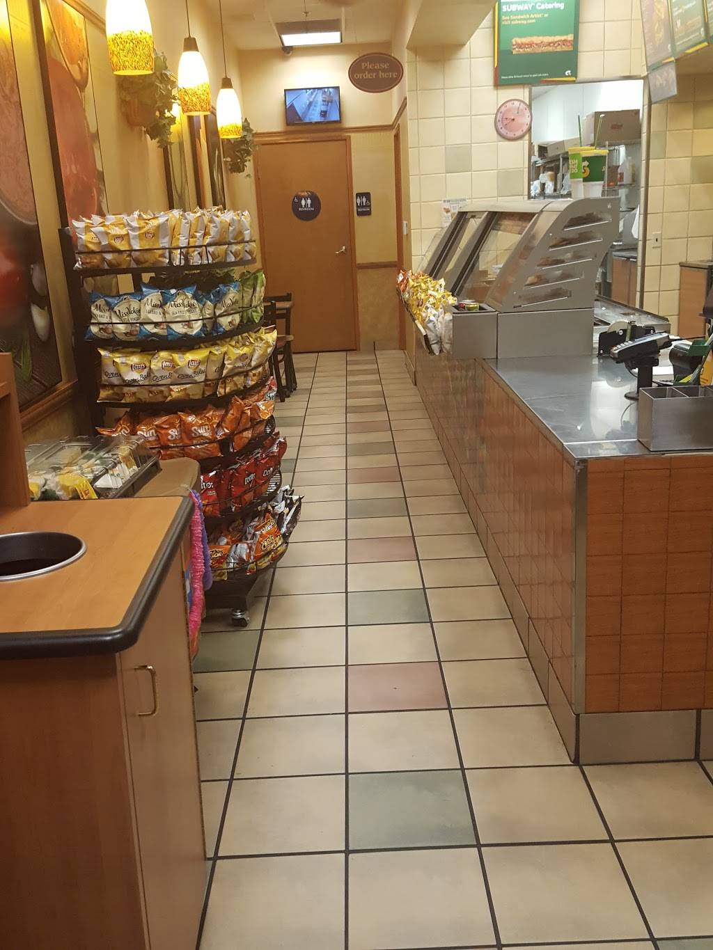 Subway | restaurant | 11875 Pigeon Pass Rd B11, Moreno Valley, CA 92557, USA | 9512472075 OR +1 951-247-2075