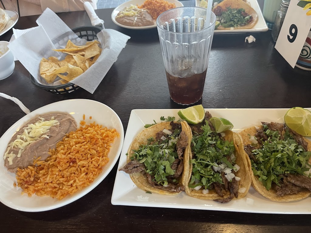 Los Cantaros | restaurant | 23956 IL-53, Elwood, IL 60421, USA | 8154097162 OR +1 815-409-7162