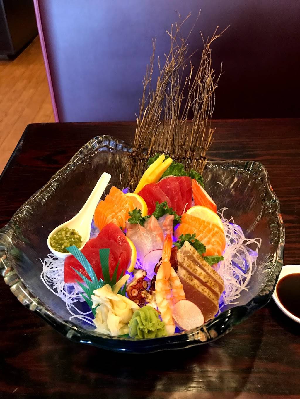 Oiso Sushi and Korean | restaurant | 1305 NW Maynard Rd, Cary, NC 27513, USA | 9196555133 OR +1 919-655-5133