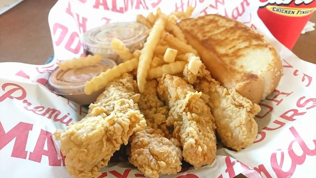 Raising Canes Chicken Fingers | meal takeaway | 11066 Magnolia Ave, Riverside, CA 92505, USA | 9516376551 OR +1 951-637-6551
