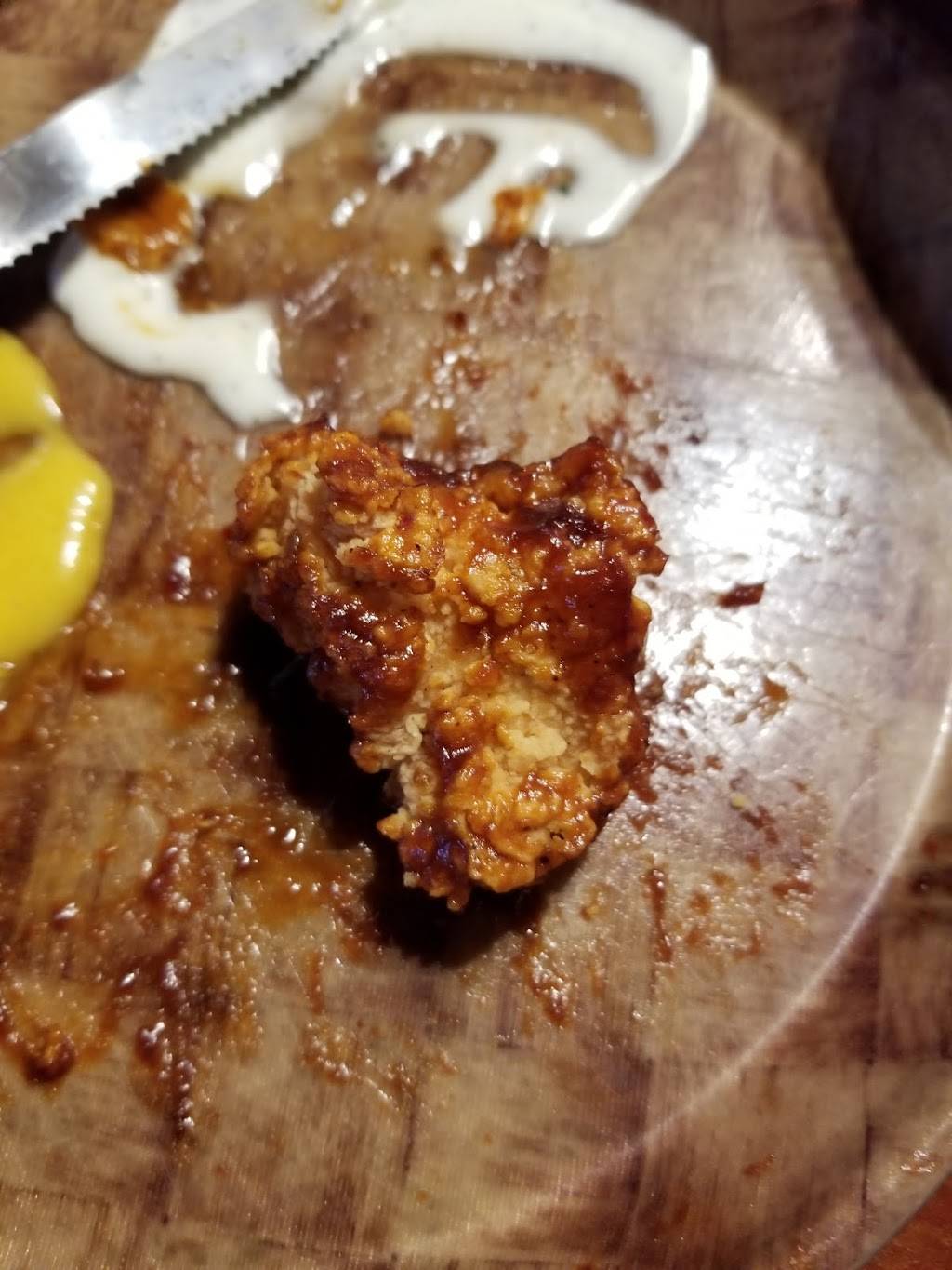 Hooters | restaurant | 8909 Talking Stick Way, Scottsdale, AZ 85250, USA | 4807458282 OR +1 480-745-8282