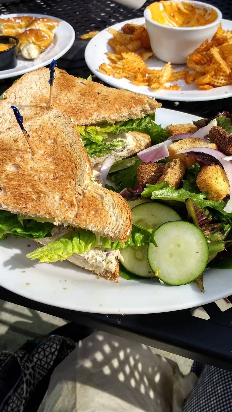 Devils Slide Taproom | restaurant | 5560 Pacific Coast Hwy, Pacifica, CA 94044, USA | 6508988855 OR +1 650-898-8855