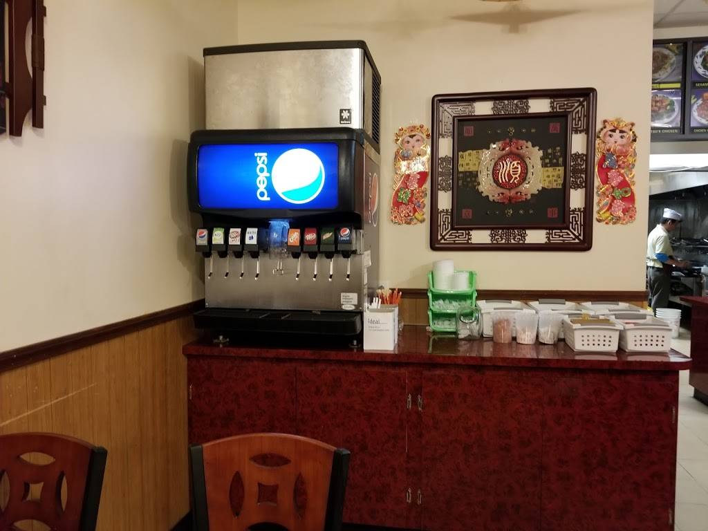 China King | restaurant | 11660 Manchester Rd, Des Peres, MO 63131, USA | 3148218388 OR +1 314-821-8388