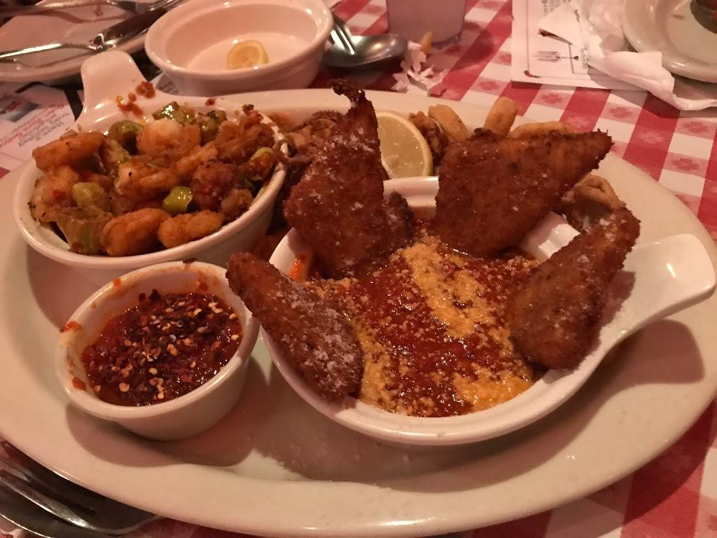 Buca di Beppo Italian Restaurant | restaurant | 659 U.S. 31 N, Greenwood, IN 46142, USA | 3178842822 OR +1 317-884-2822