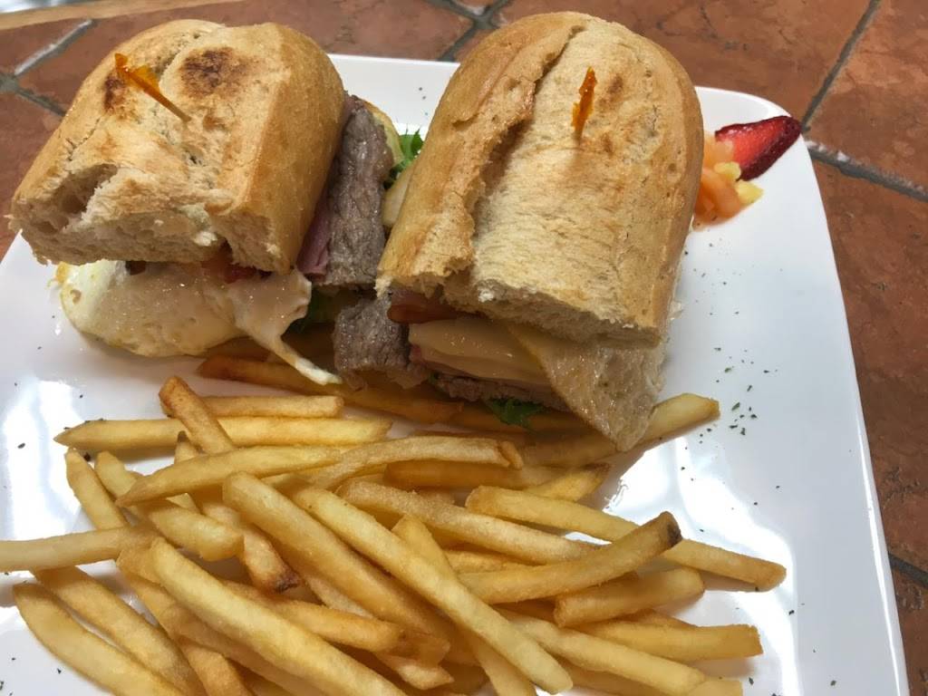 GT International Cafe | restaurant | 807 William Hilton Pkwy, Hilton Head Island, SC 29928, USA | 8438423300 OR +1 843-842-3300