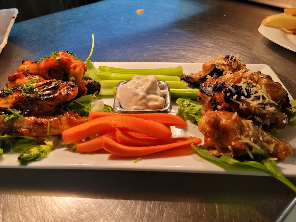 Mulligans Bar and Grill | restaurant | 2000 Bluewater Blvd, Niceville, FL 32578, USA | 8508422195 OR +1 850-842-2195