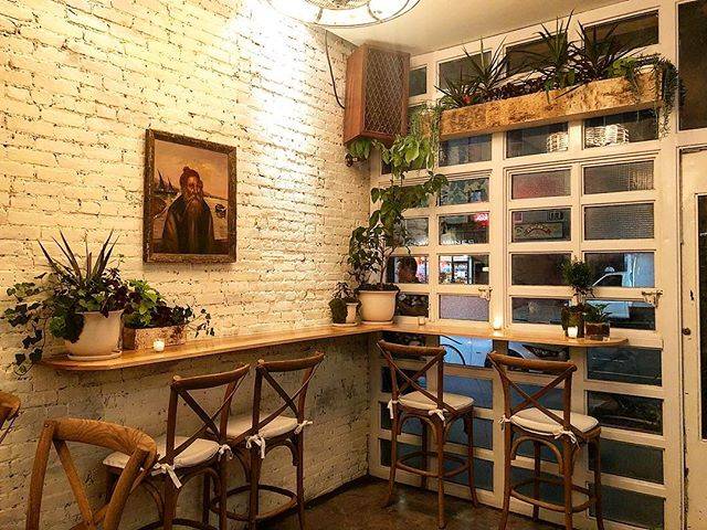 Thompson Brooke | restaurant | 631 Grand St, Brooklyn, NY 11211, USA | 3476815646 OR +1 347-681-5646