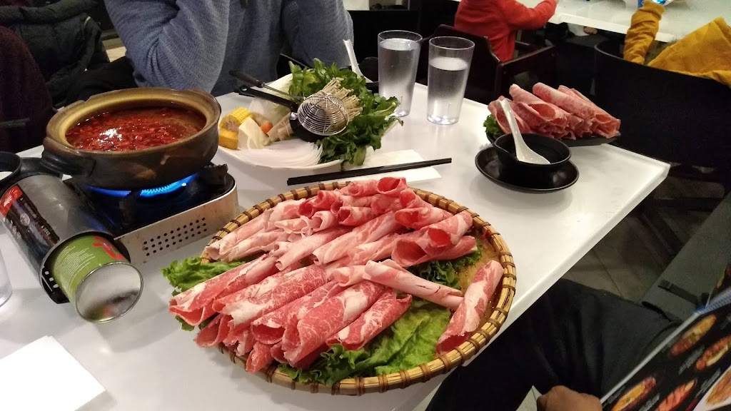 Joy Yee Plus | restaurant | 2159 S China Pl, Chicago, IL 60616, USA | 3128428928 OR +1 312-842-8928