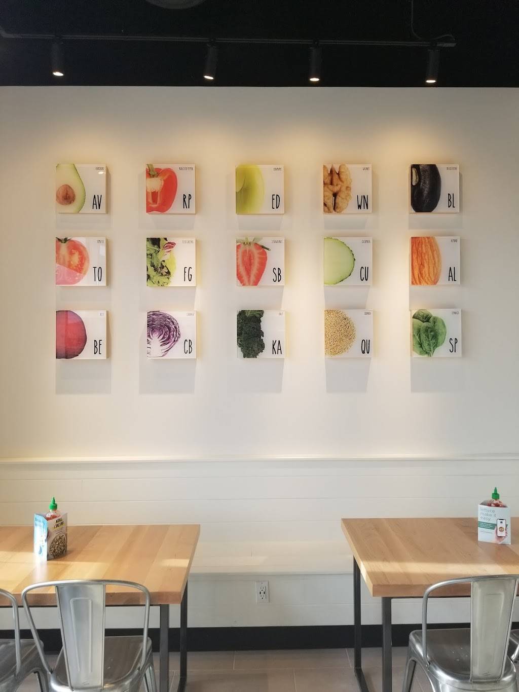 Freshii | restaurant | 224 Ritson Rd N, Oshawa, ON L1G 0B2, Canada | 2893161017 OR +1 289-316-1017