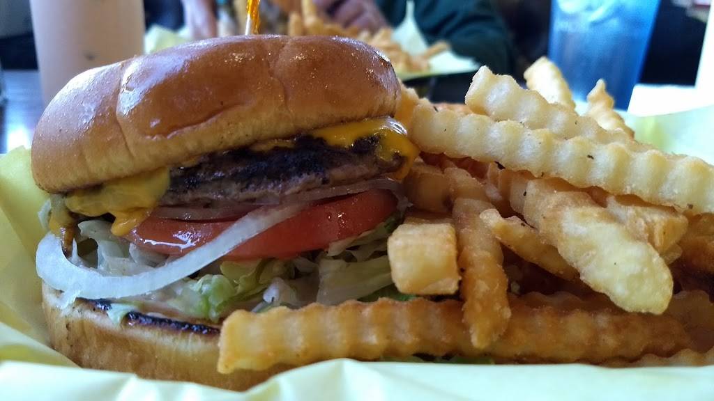 Snack Shack | restaurant | 4690 Franklin Blvd, Eugene, OR 97403, USA | 5417412111 OR +1 541-741-2111