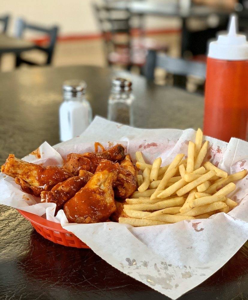 Smack Daddy Pizza and Subs | restaurant | 3960 S Federal Blvd, Englewood, CO 80110, USA | 3037817387 OR +1 303-781-7387