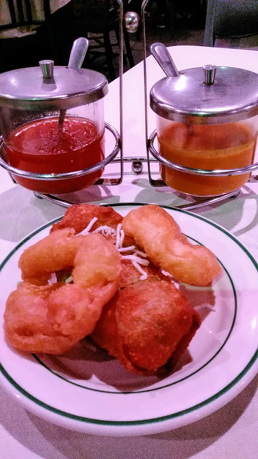 The Lotus Garden Cantonese and Szechuan | restaurant | 5975 E Speedway Blvd, Tucson, AZ 85712, USA | 5202983351 OR +1 520-298-3351