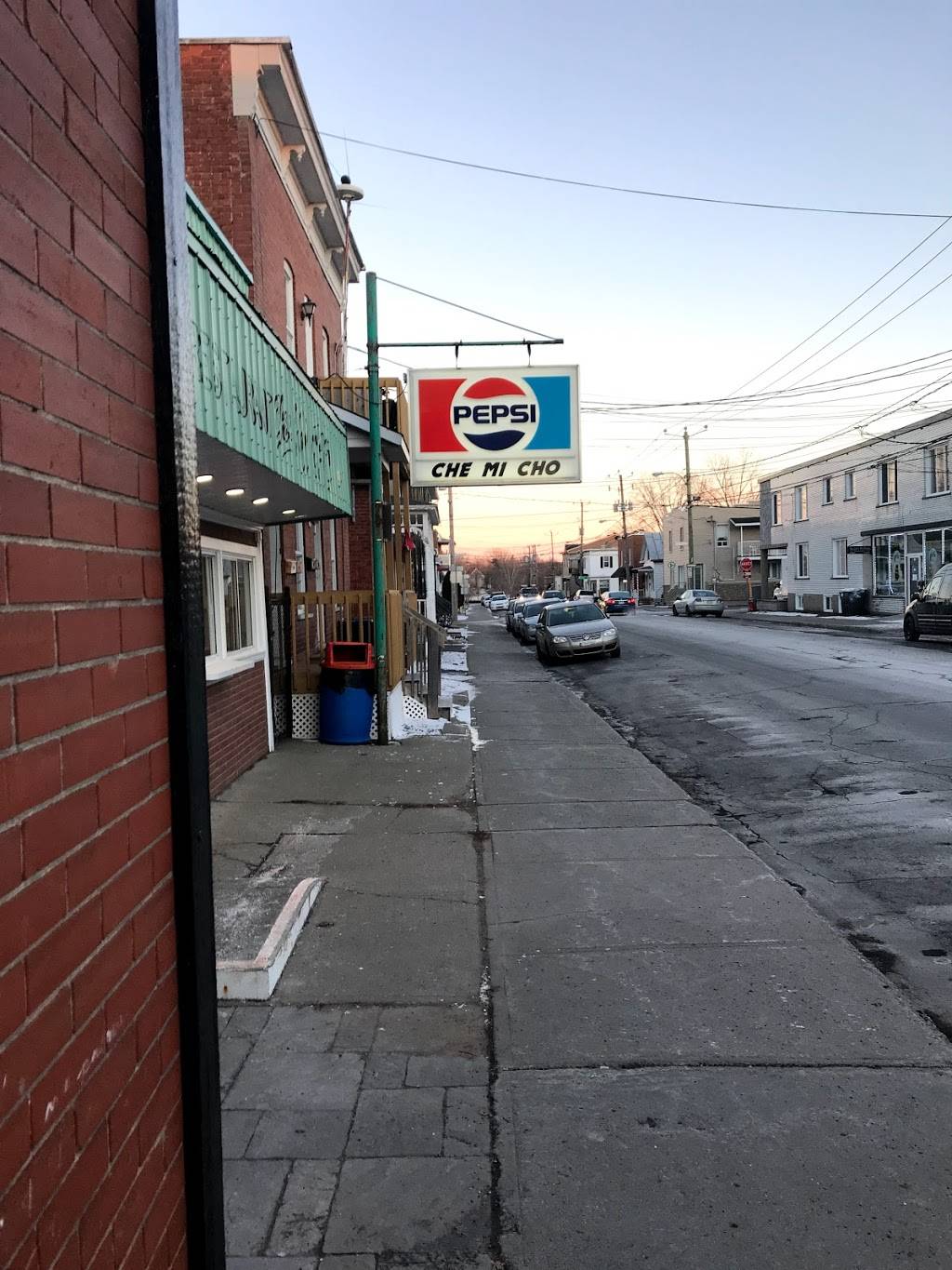 Restaurant Chez Mi Cho | restaurant | 77 Rue Saint-Paul, Saint-Jean-sur-Richelieu, QC J3B 1Z1, Canada | 4503481850 OR +1 450-348-1850