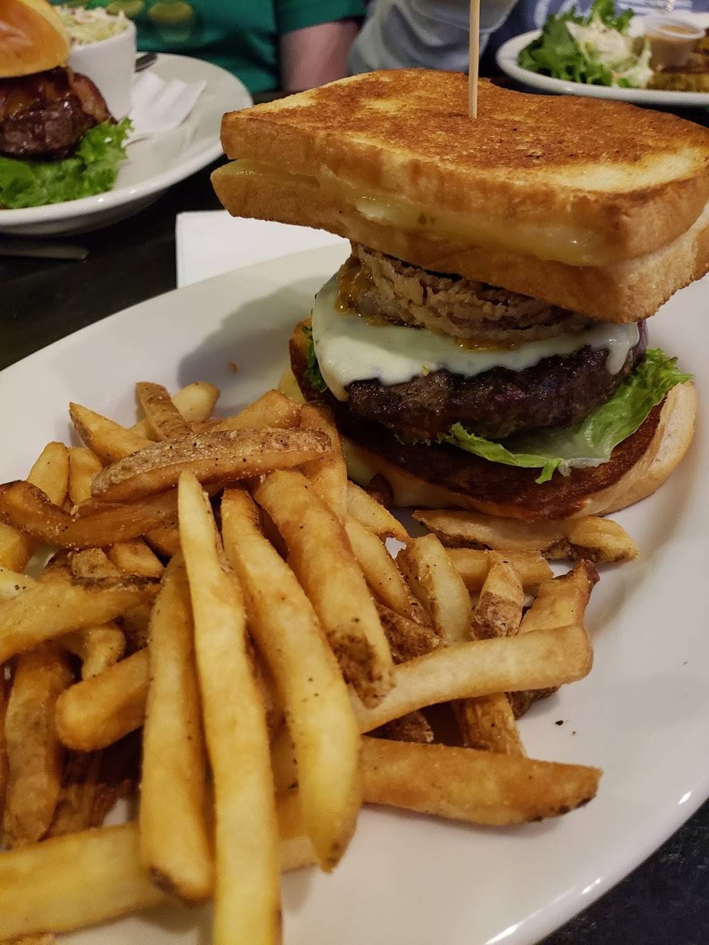 Cleveland Draft House - Clayton | restaurant | 461 Shotwell Rd, Clayton, NC 27520, USA | 9195503723 OR +1 919-550-3723