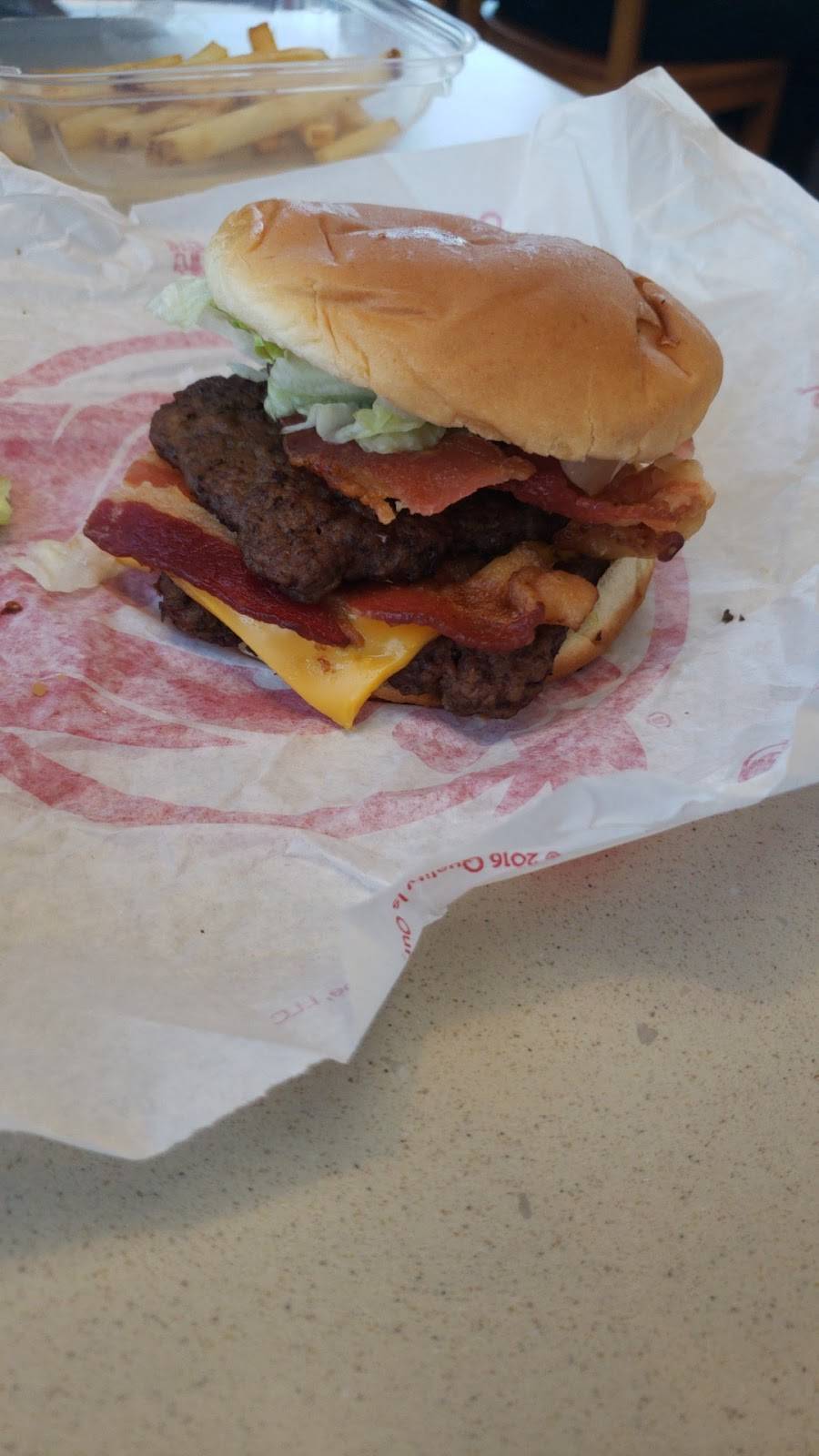 Wendys | restaurant | 329 Main St, Waterville, ME 04901, USA | 2078725021 OR +1 207-872-5021