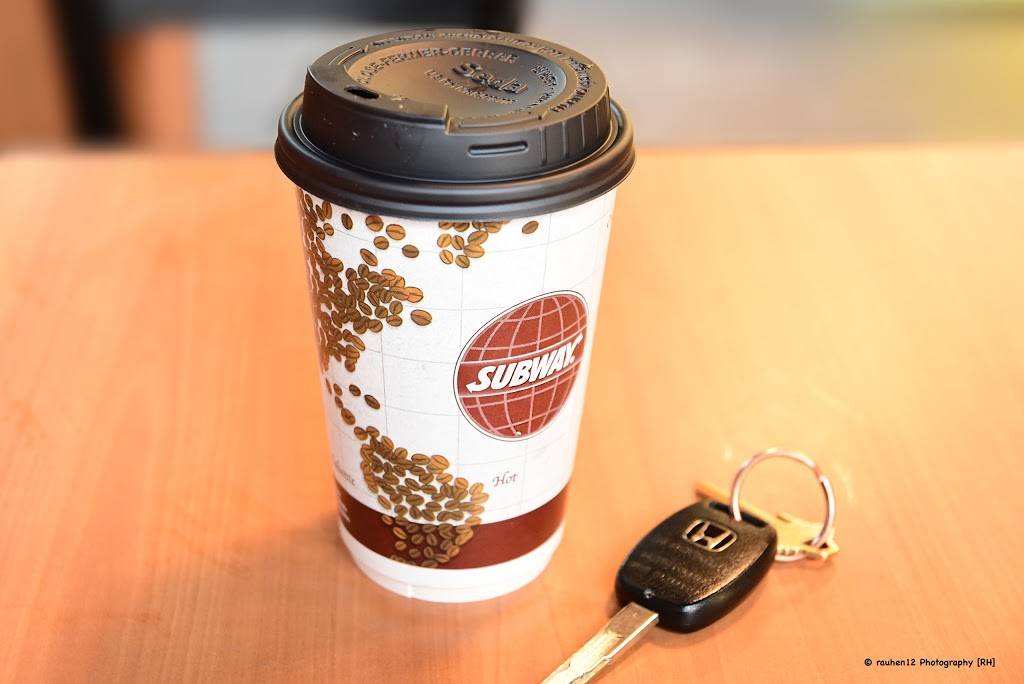 Subway Restaurants | restaurant | 1551 Ocean Ave #145, Santa Monica, CA 90401, USA | 3103939339 OR +1 310-393-9339