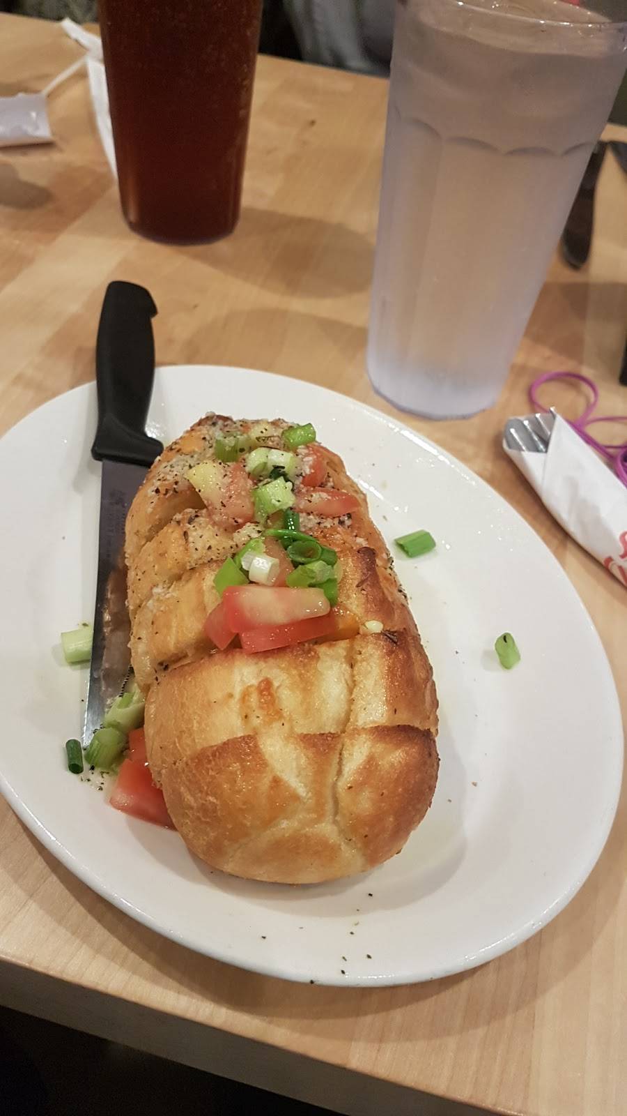 Swiss Chalet | restaurant | 175 Consumers Dr, Whitby, ON L1N 1C4, Canada | 9056661411 OR +1 905-666-1411