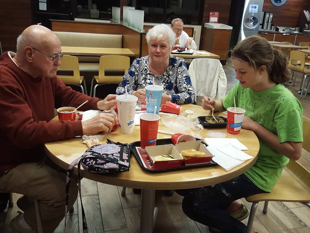 Wendys | restaurant | 685 N Delsea Dr, Glassboro, NJ 08028, USA | 8568633980 OR +1 856-863-3980