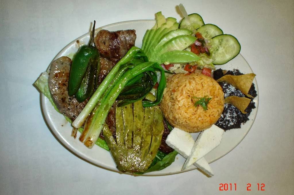 Sabor Latino Bar/Rest | night club | 33 Garrett Rd, Upper Darby, PA 19082, USA | 6103528414 OR +1 610-352-8414