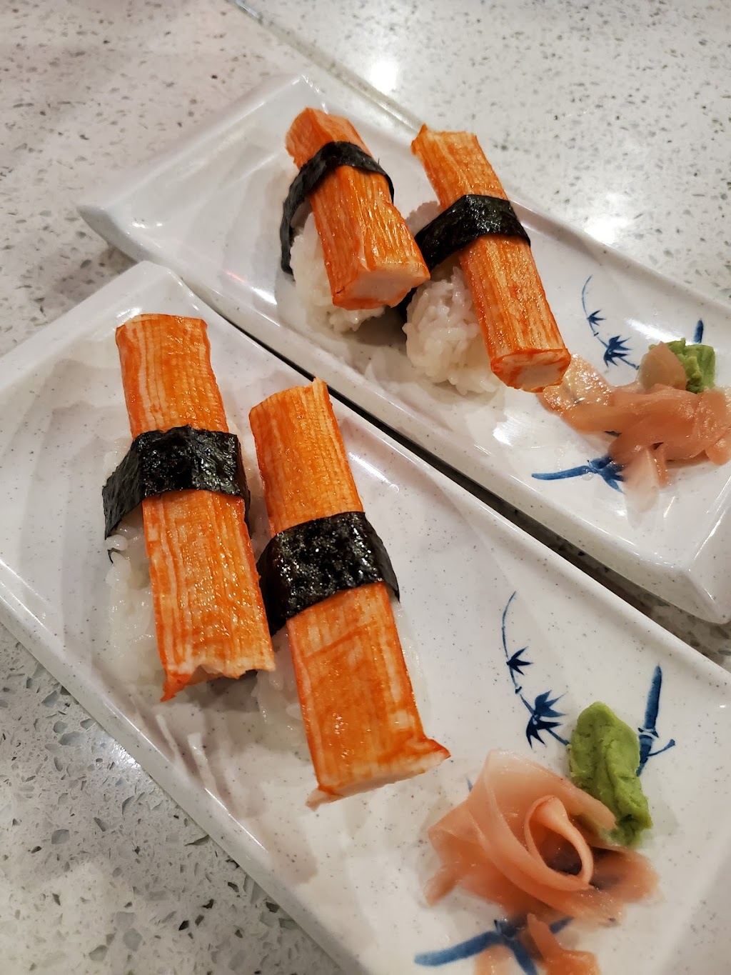 Fujiyama Japanese Steakhouse & Sushi | restaurant | 1001 US-62 BUS, Mountain Home, AR 72653, USA | 8704240105 OR +1 870-424-0105