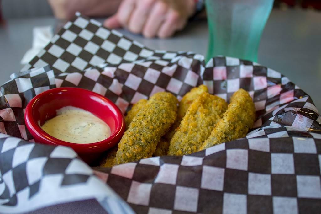 Elsies Diner | restaurant | 104 Shane St, Owen Sound, ON N4K 5N7, Canada | 5193722050 OR +1 519-372-2050