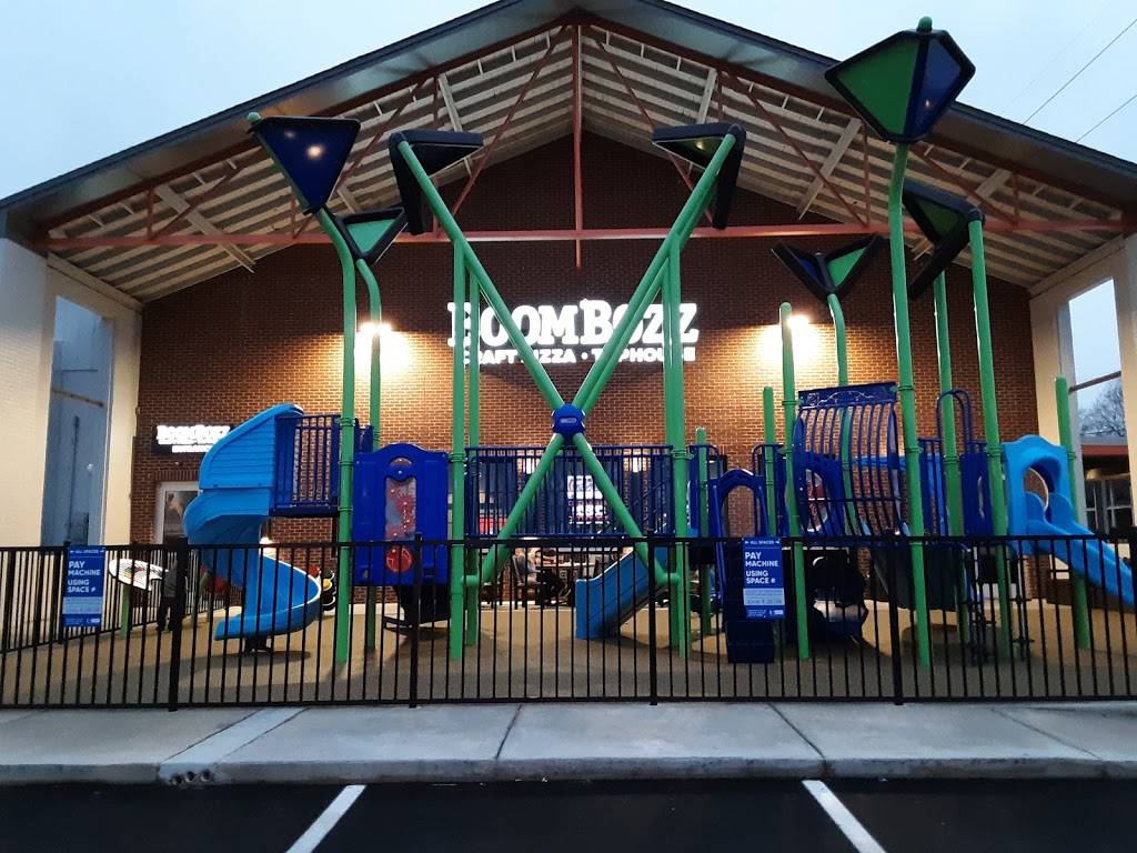 BoomBozz Craft Pizza & Taphouse - East Nashville | restaurant | 1003 Russell St, Nashville, TN 37206, USA | 6155053217 OR +1 615-505-3217