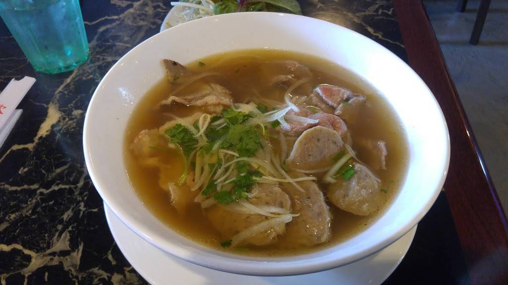 108 Vietnamese Restaurant | restaurant | 18114 E Valley Hwy, Kent, WA 98032, USA | 4252518803 OR +1 425-251-8803