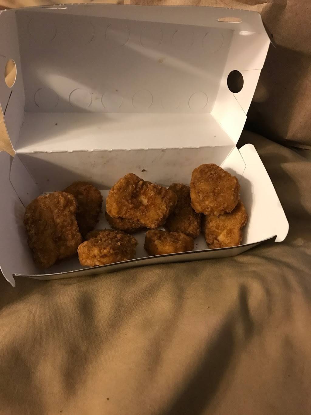 Jack in the Box | restaurant | 3404 Rider Trail S, Earth City, MO 63045, USA | 3147392046 OR +1 314-739-2046