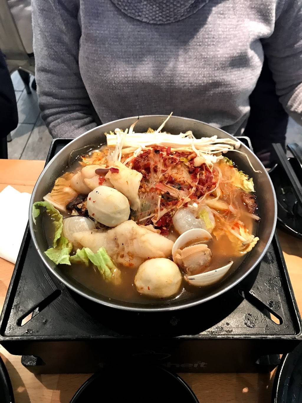 Fahrenheit Asian Hot Soups and Noodles | restaurant | 1313 Dolley Madison Blvd #103, McLean, VA 22101, USA | 7036468968 OR +1 703-646-8968