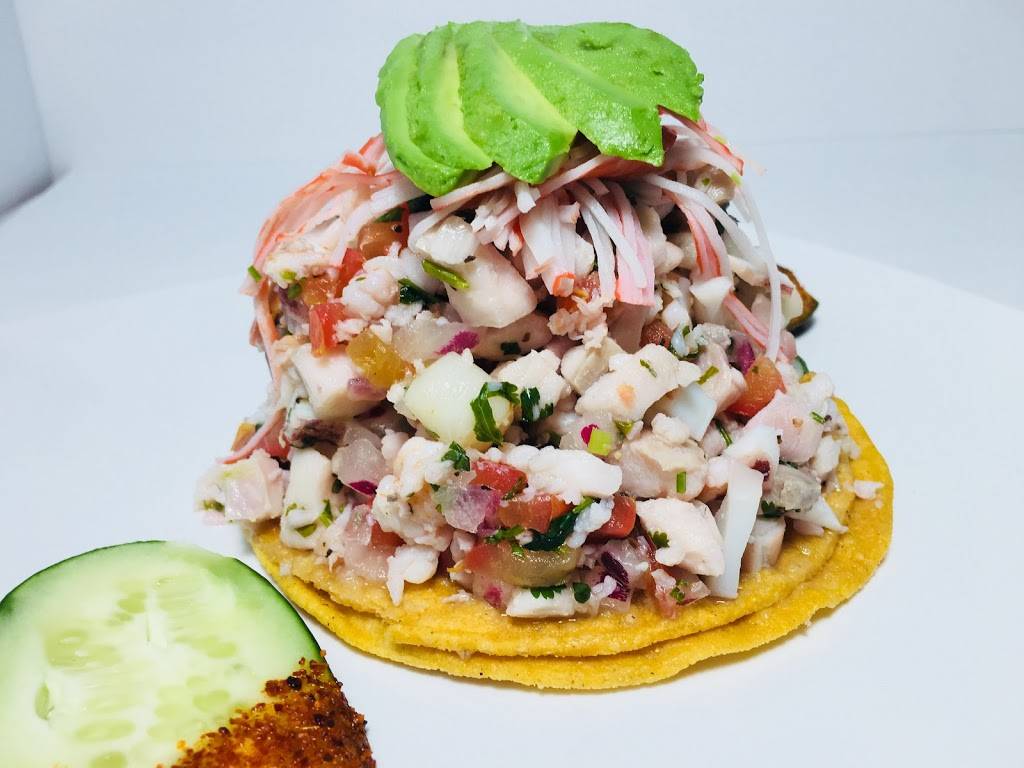Mariscos Del Puerto | restaurant | 10430 Culebra Rd, San Antonio, TX 78251, USA | 2106379404 OR +1 210-637-9404