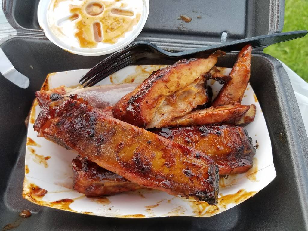 Ray Rays Hog Pit Westerville | restaurant | 5755 Maxtown Rd, Westerville, OH 43082, USA | 6143296654 OR +1 614-329-6654