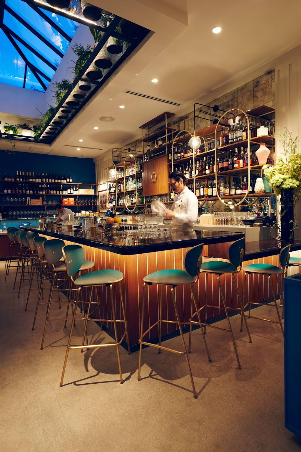 Bistro Jolie | restaurant | 2922 Beverly Glen Cir, Los Angeles, CA 90077, USA | 3107739484 OR +1 310-773-9484