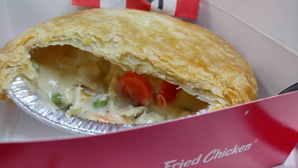 KFC | restaurant | 3535 SW 22nd St, Miami, FL 33145, USA | 3054469612 OR +1 305-446-9612