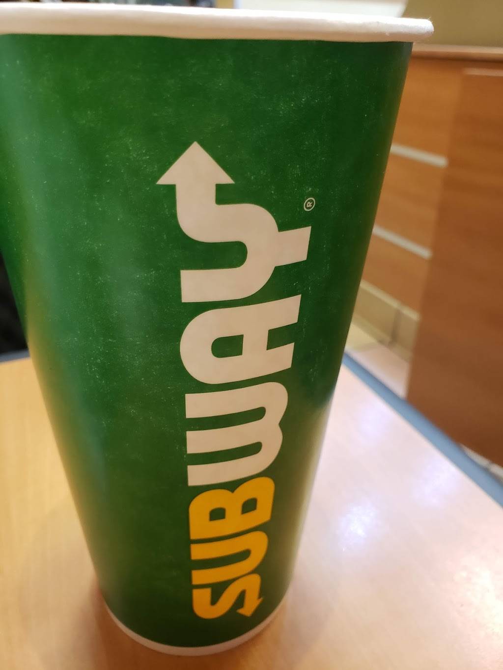 Subway | meal takeaway | 6301 Silver Dart Dr, Mississauga, ON L4W 1S9, Canada | 9056726980 OR +1 905-672-6980