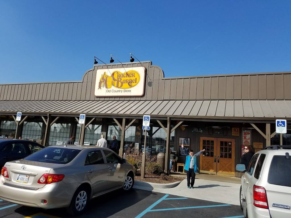 Cracker Barrel Old Country Store | restaurant | 4350 E Southport Rd, Indianapolis, IN 46237, USA | 3177847691 OR +1 317-784-7691